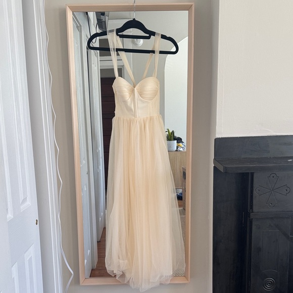 Hello Molly Dresses & Skirts - Hello Molly Cream Tulle Strappy Maxi Gown